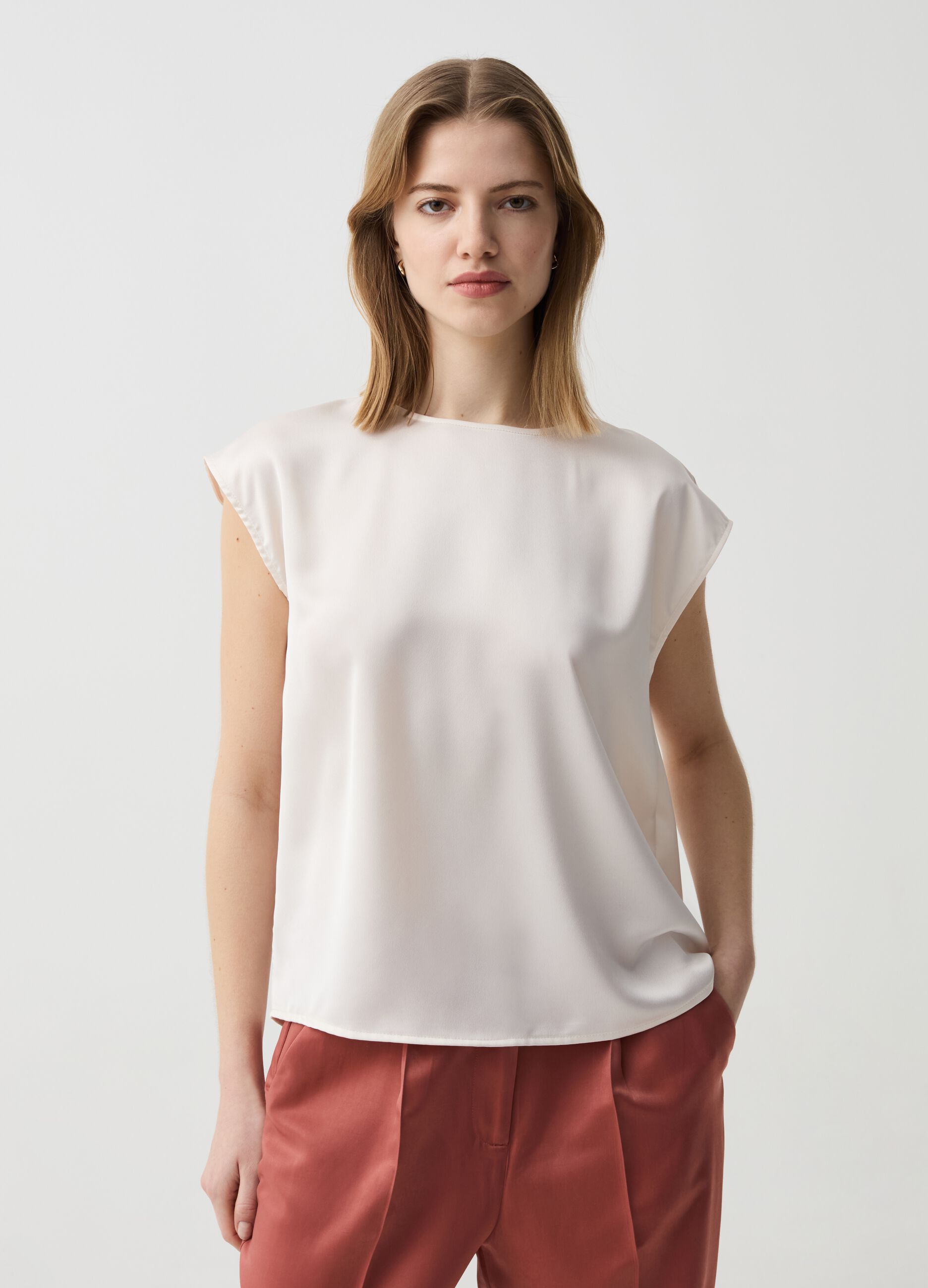 Satin blouse with short sleeves