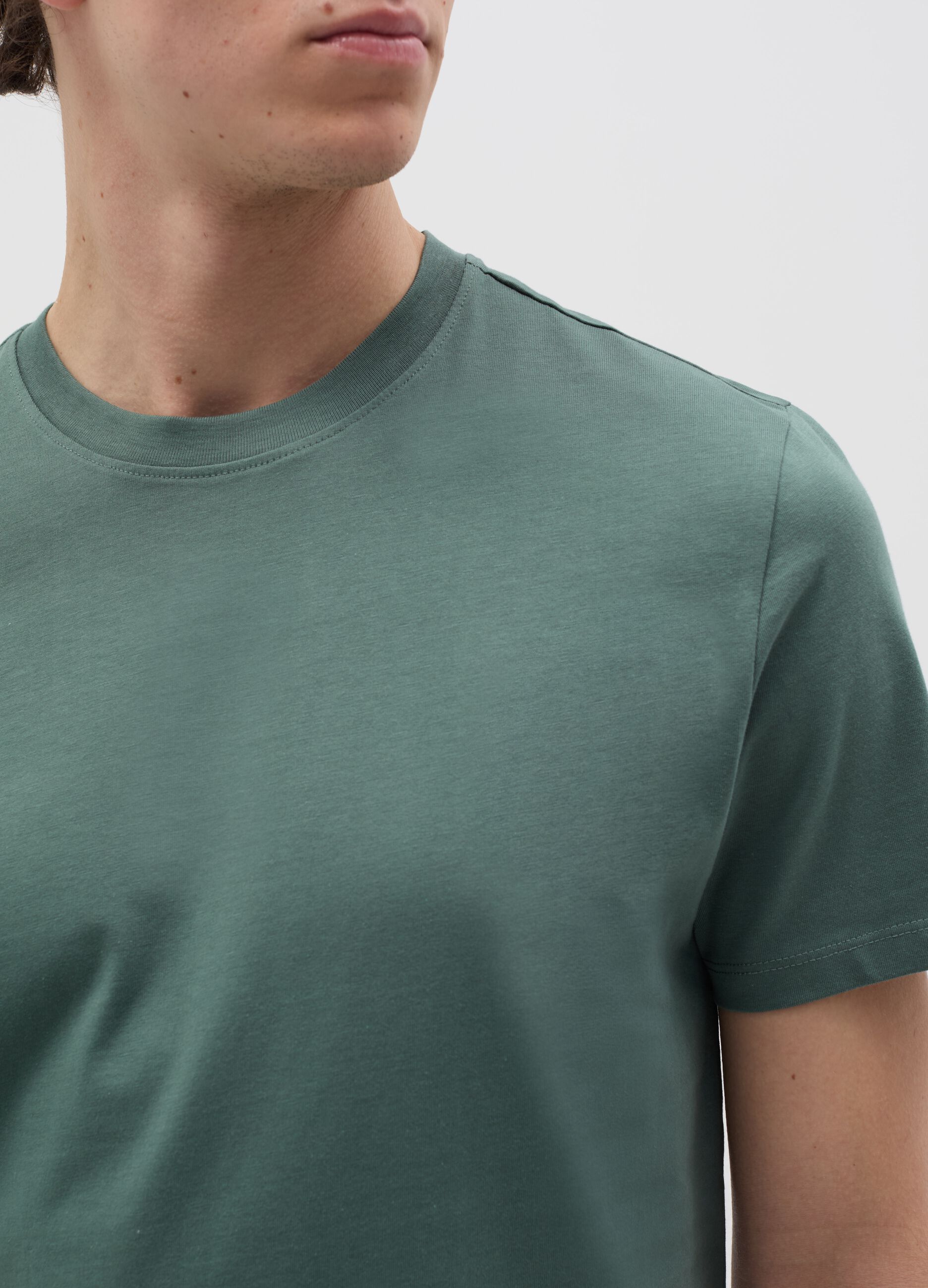 Organic cotton T-shirt with round neck