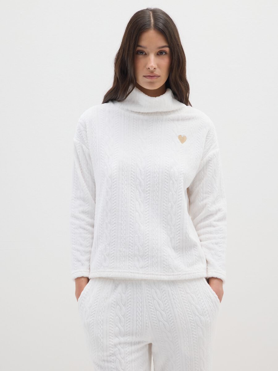 White turtleneck pyjama sweater regular fit with knit finish_1