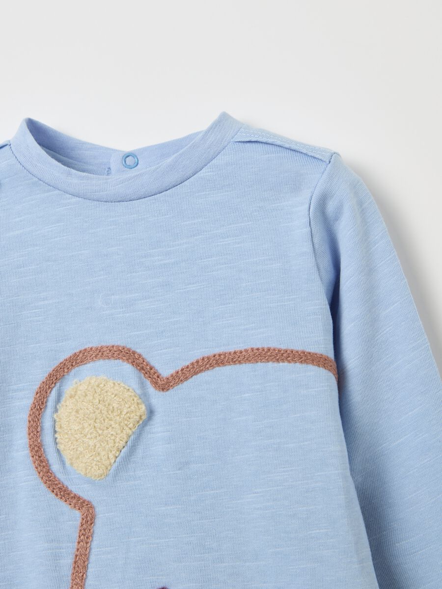 T-shirt a maniche lunghe con orsetto_2