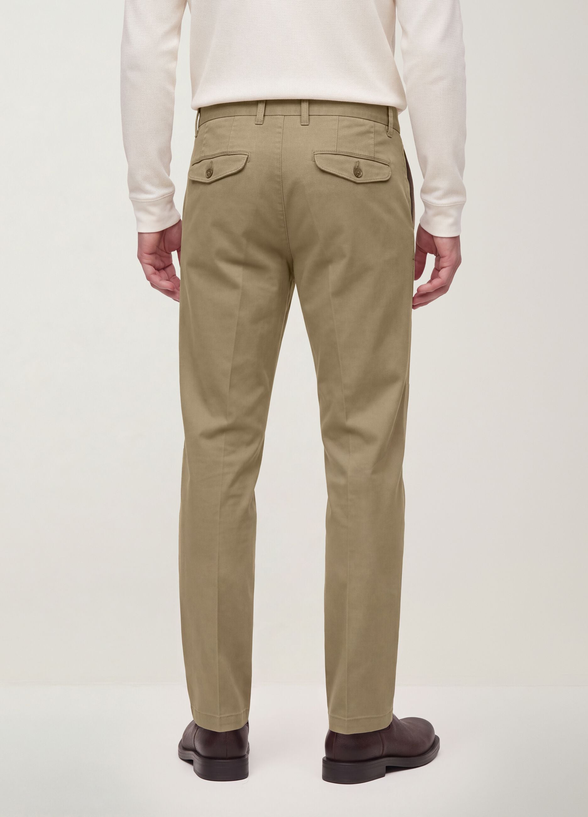 Pantaloni chino beige in twill di cotone elasticizzato regular tapered fit