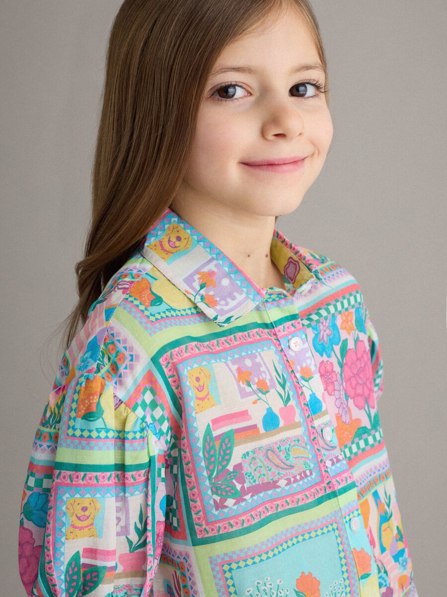 Camicia in puro cotone multicolor da bambina con motivo floreale_2
