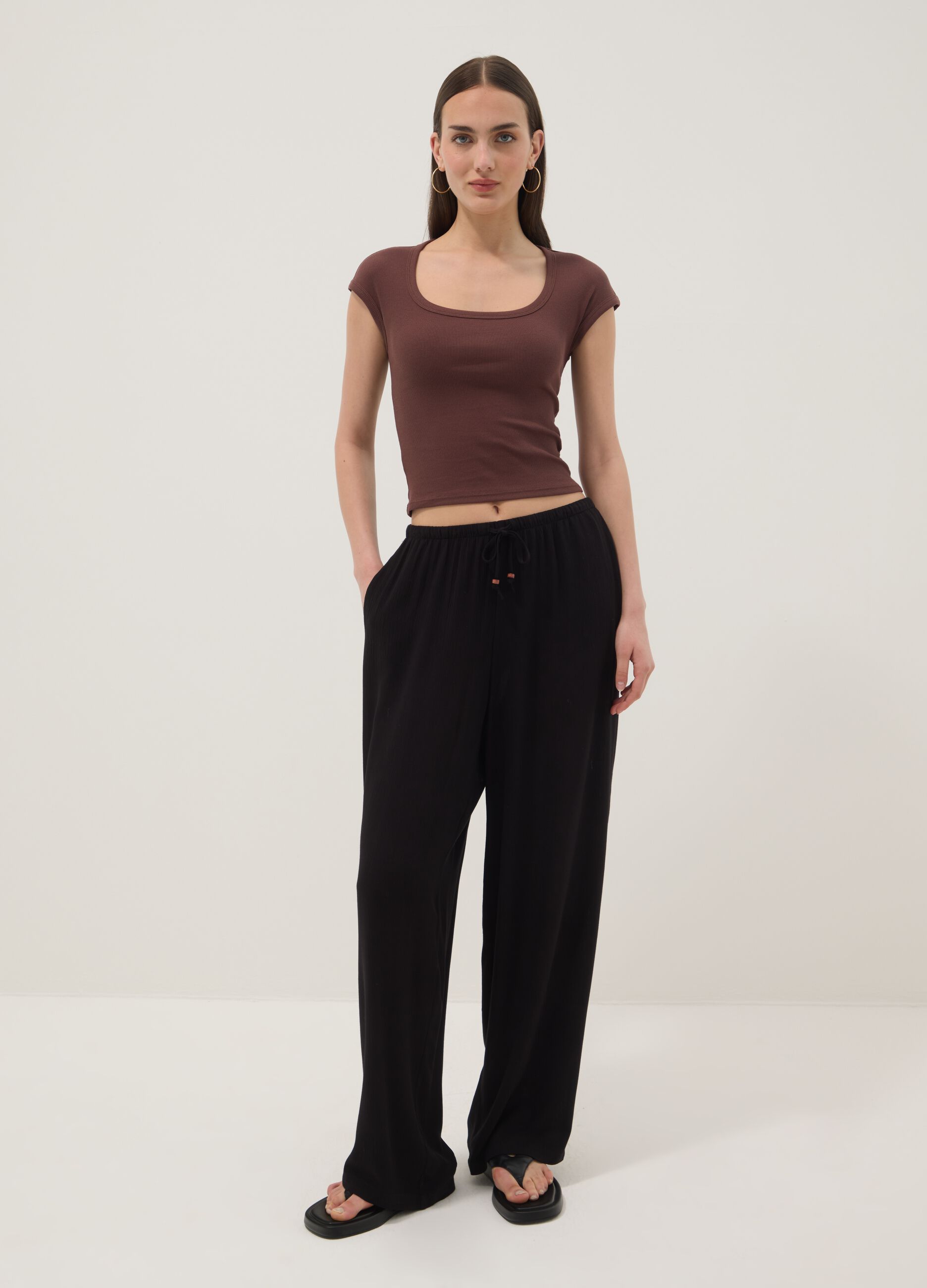 Brown short-sleeve stretch-cotton T-shirt