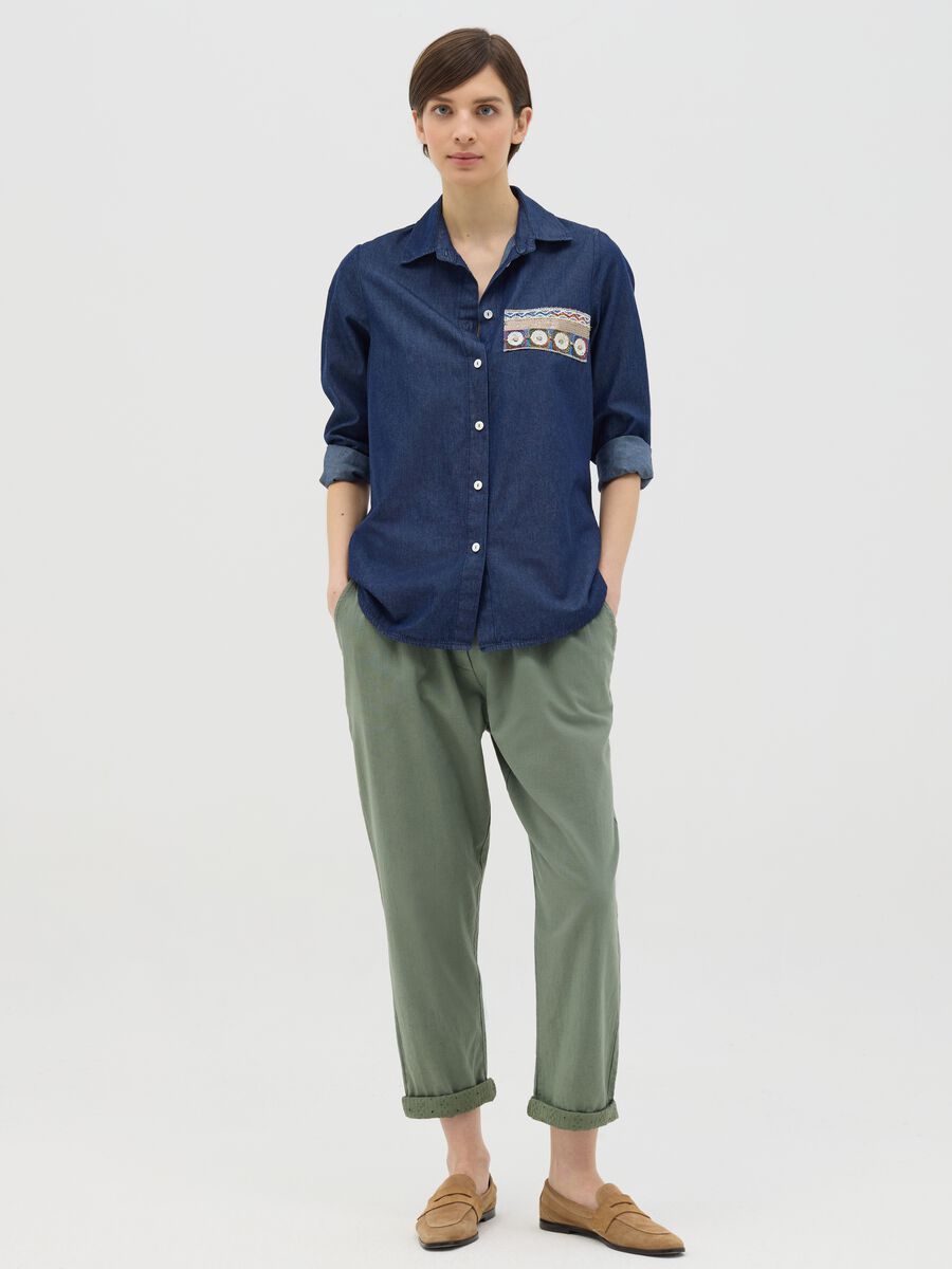 Green Linen and Cotton Hybrid Trousers_0