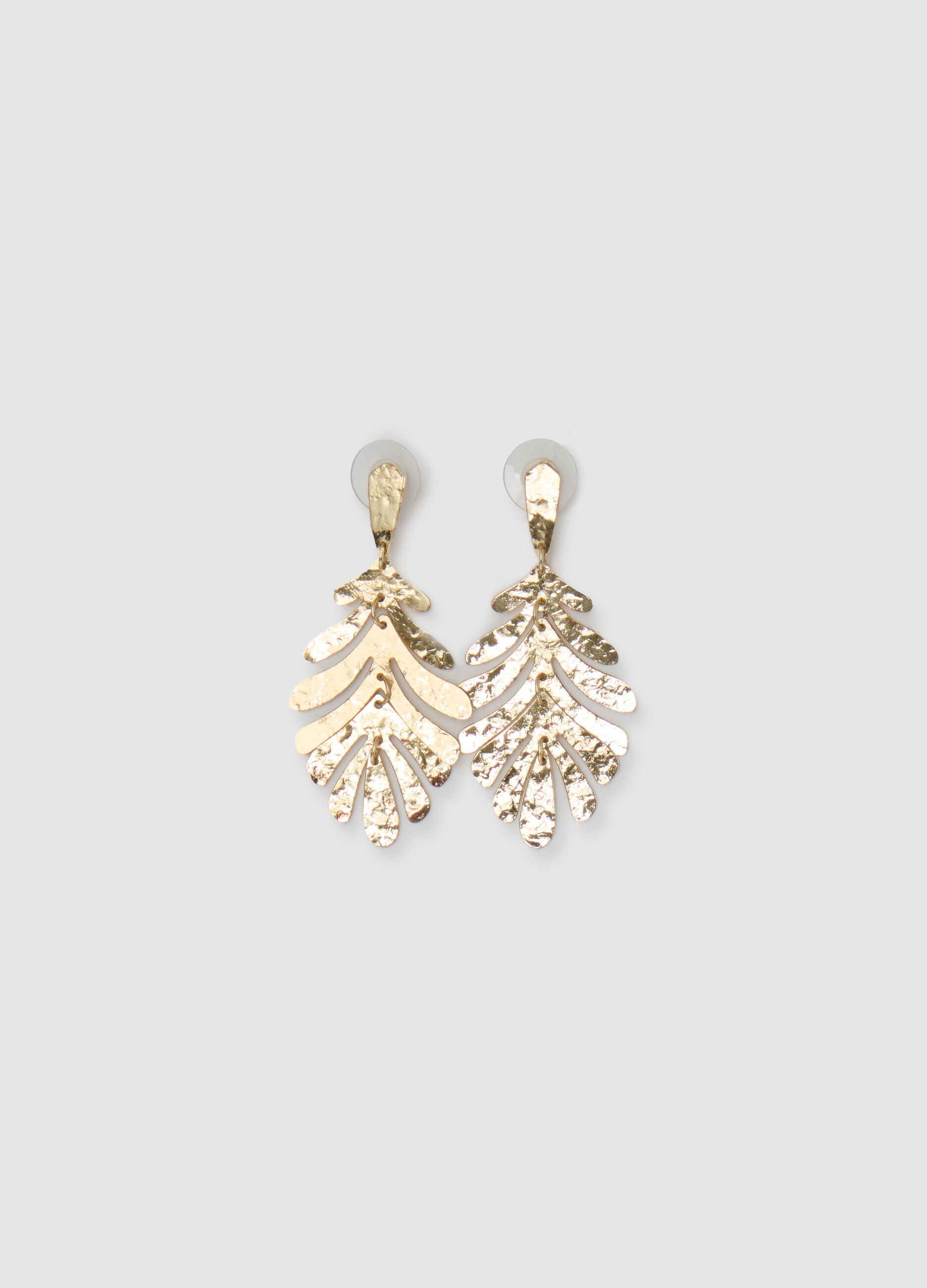Leaf-shaped earrings
