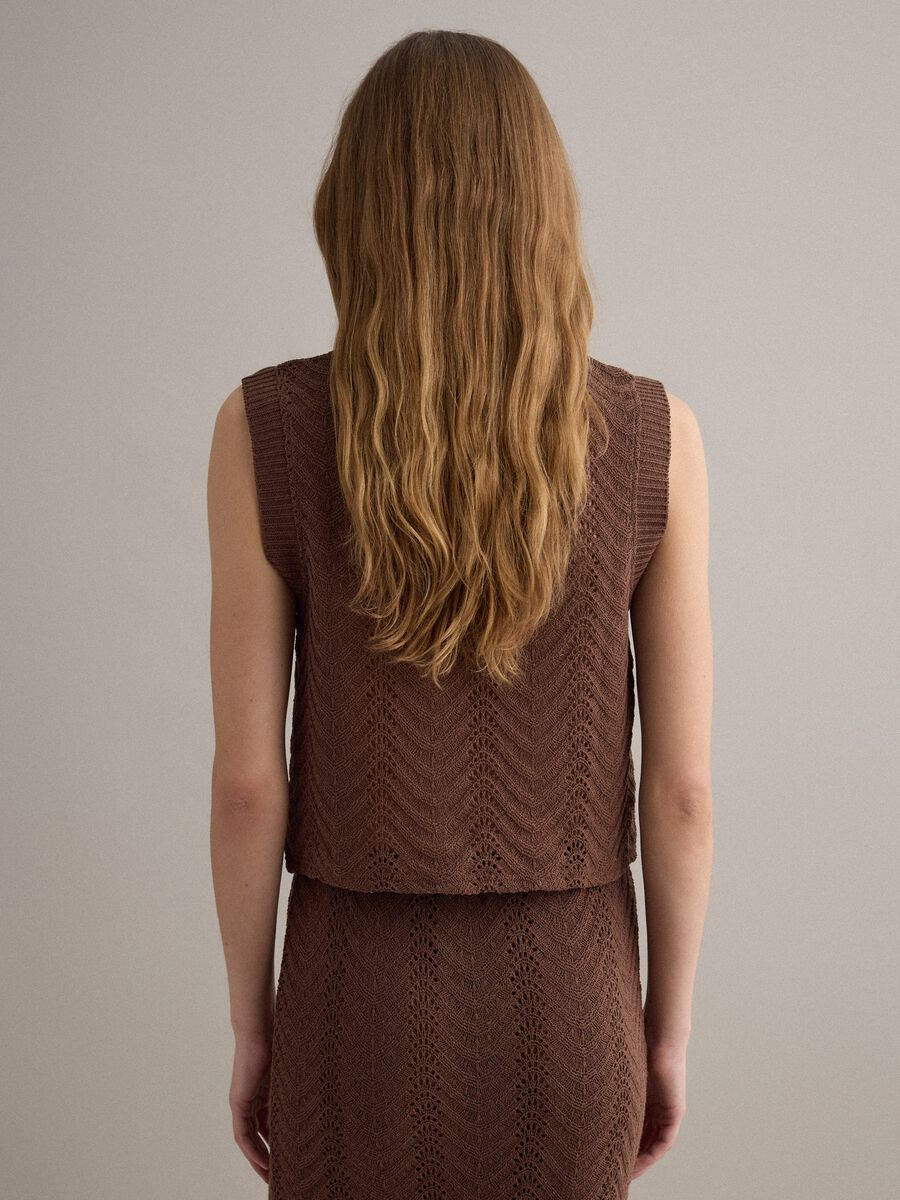 Brown regular-fit gilet with openwork design_3
