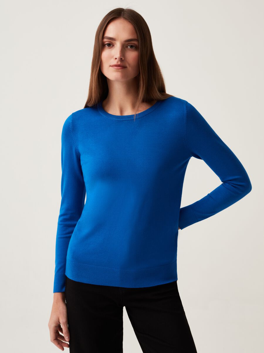 Solid colour pullover with round neck_1