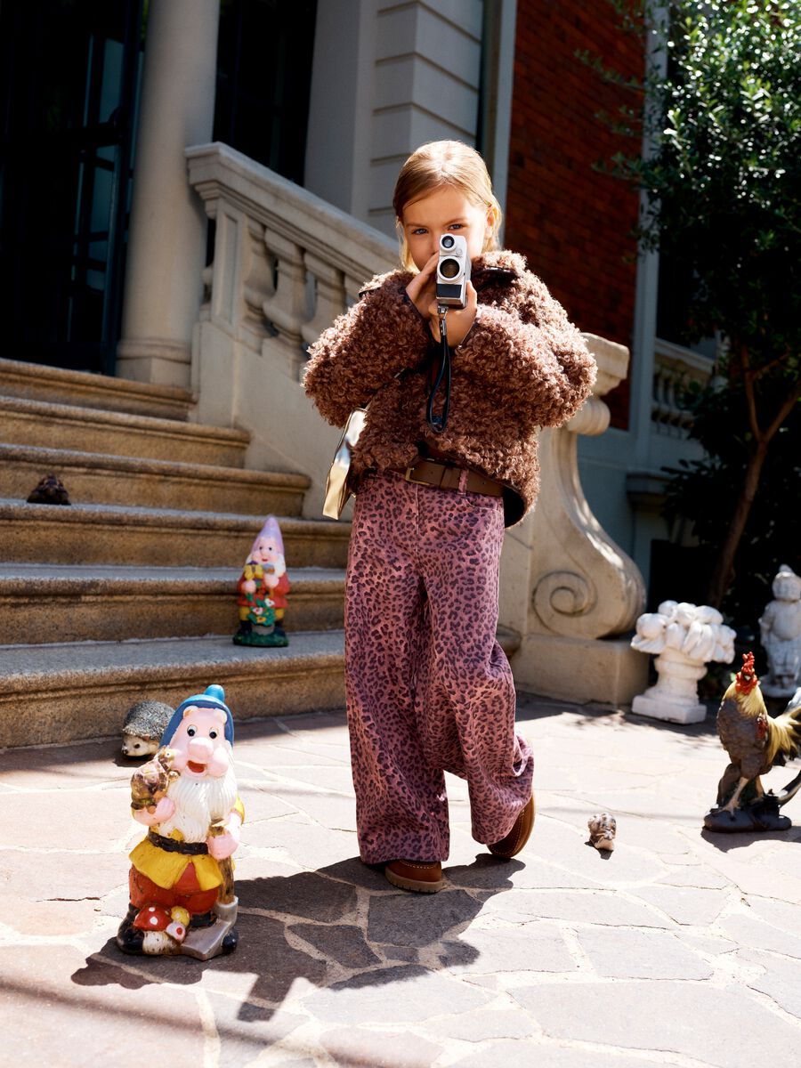 Pantaloni viola wide leg in puro cotone con fantasia animalier per bambina_0