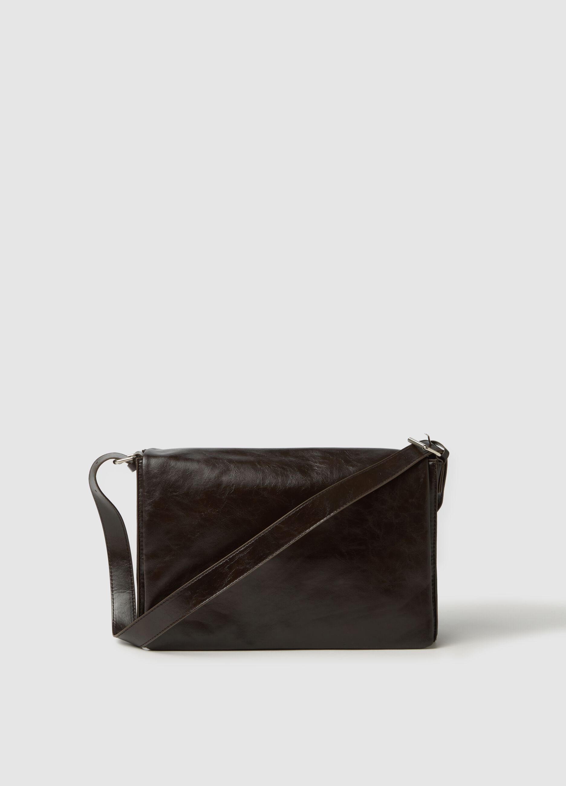 Brown shoulder bag