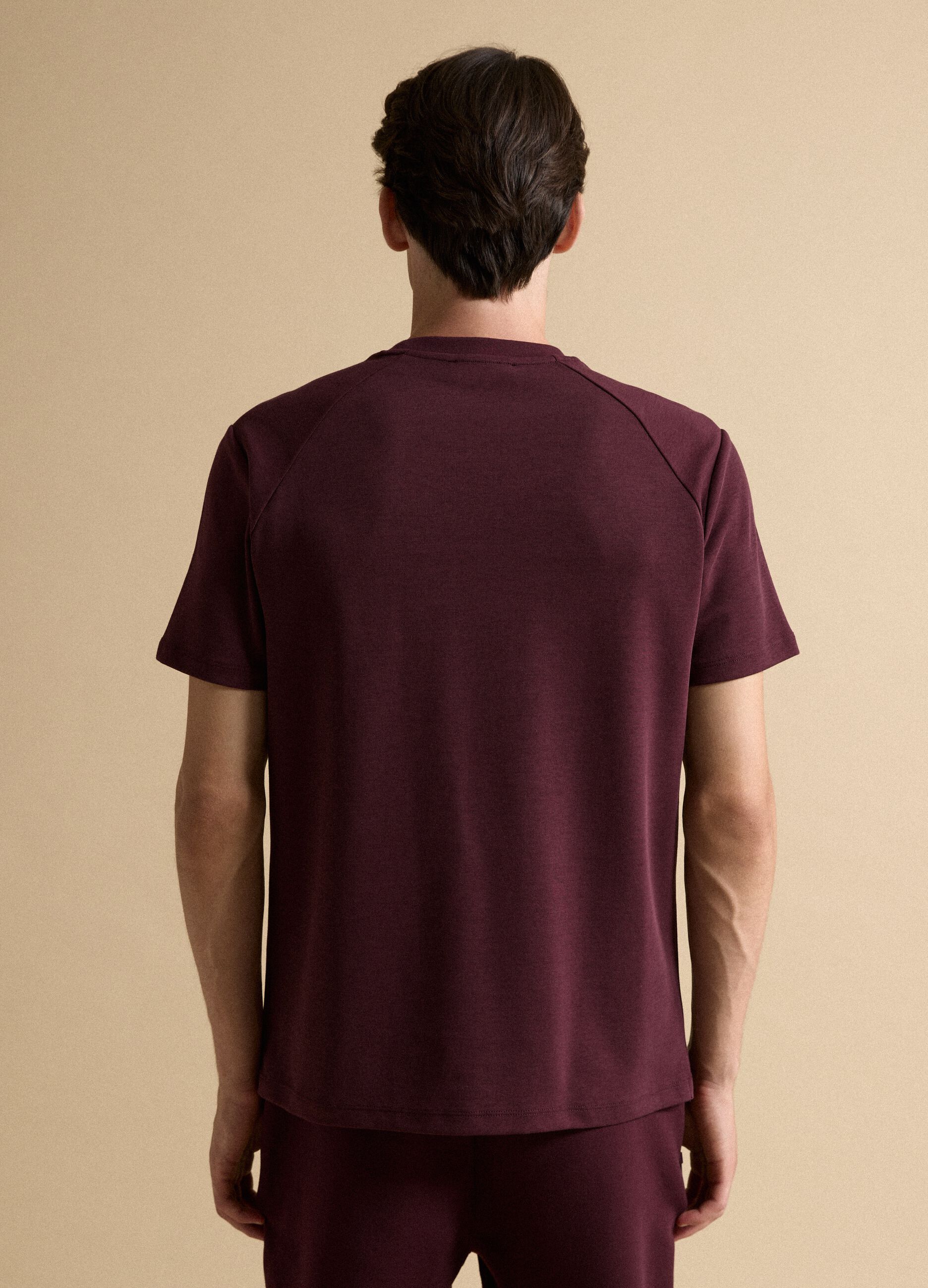 T-shirt rossa in misto cotone traspirante e ad asciugatura rapida