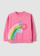 Felpa rosa in misto cotone con girocollo e stampa arcobaleno e fiori_0