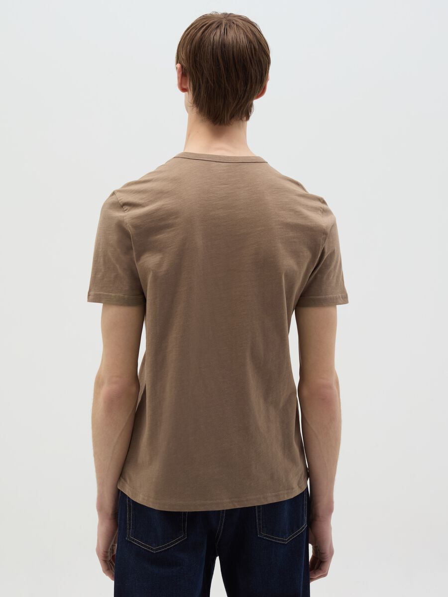 Cotton T-shirt with granddad neckline_3