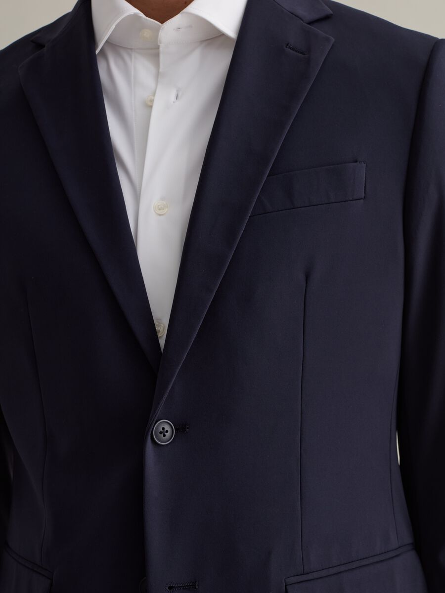 Tech easy-fit blazer in technical fabric_3