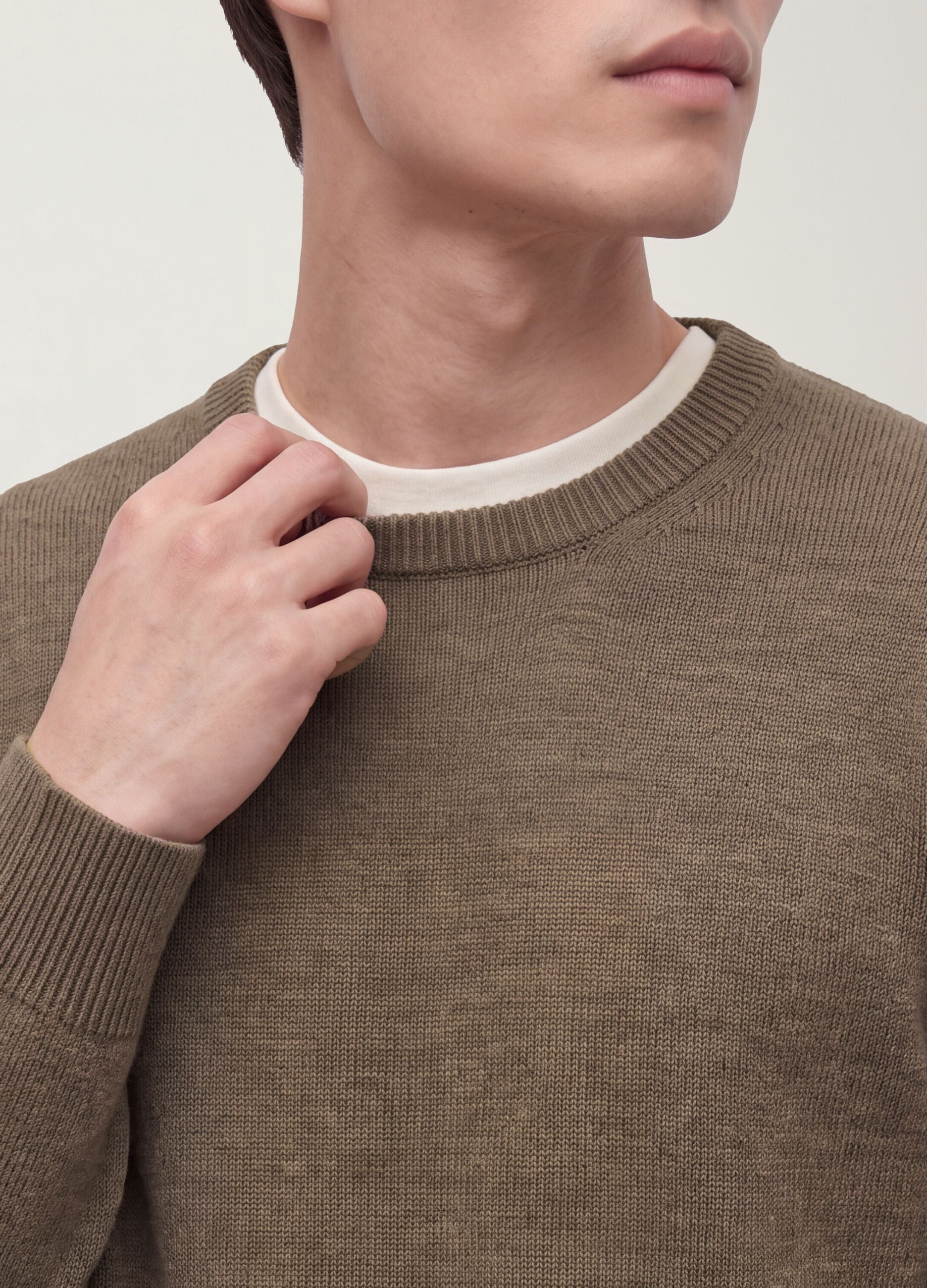 Maglia marrone girocollo in jersey knit regular fit