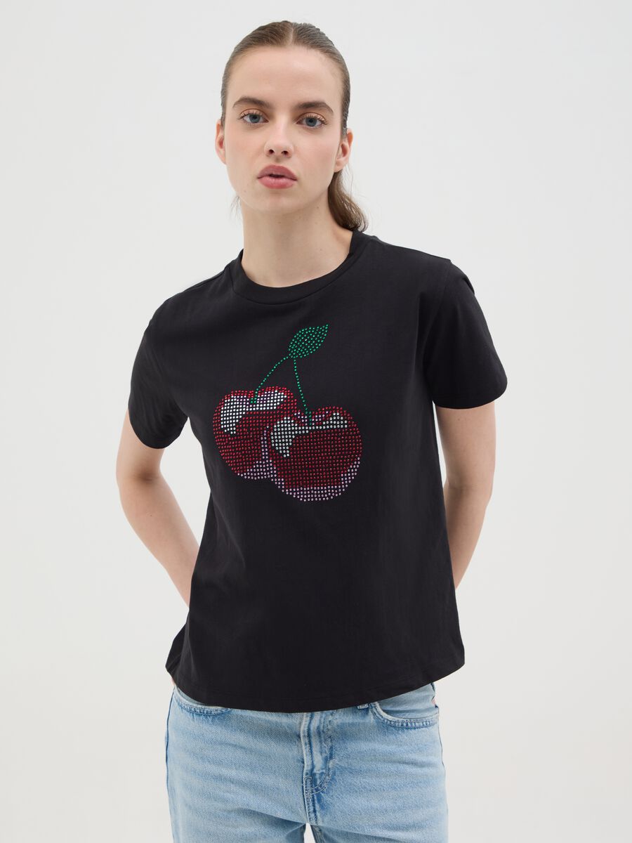 Black T-shirt in cotton with diamanté cherries_0