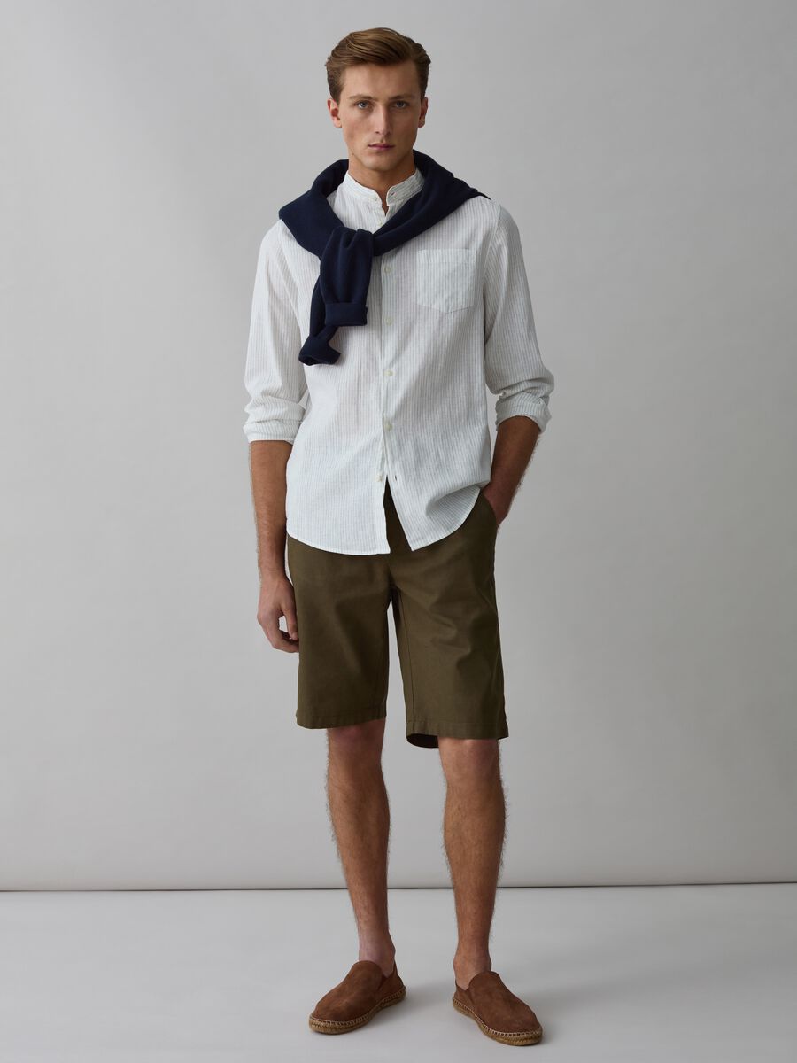 Chino Bermuda shorts in linen and cotton with drawstring_0