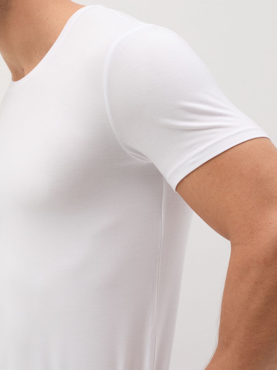 Stretch modal undershirt with round neck_3