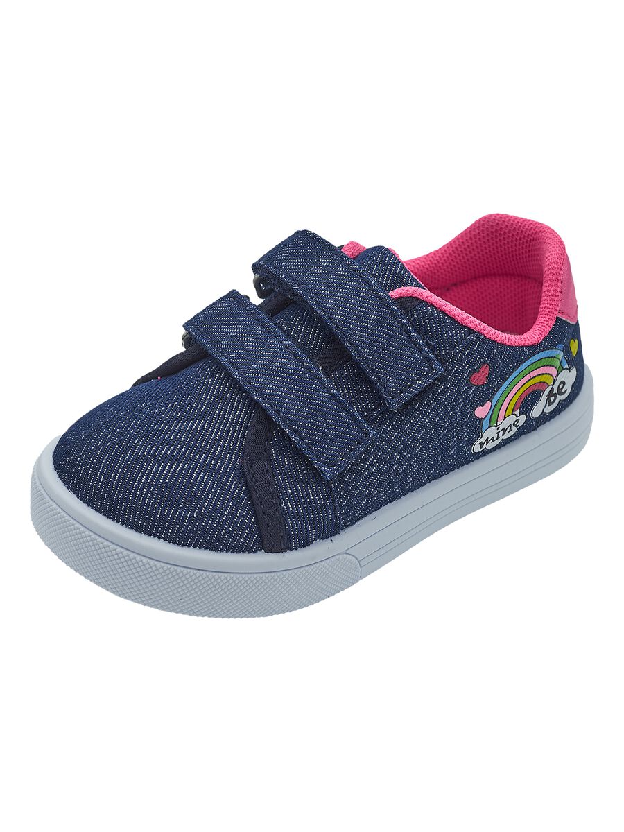 Fancy sneakers_0