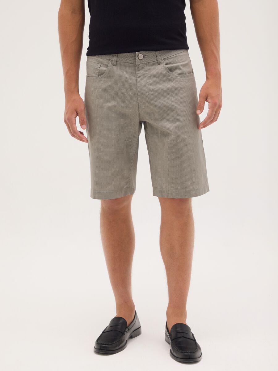 Men's grey stretch cotton Bermuda shorts in regular fit_1