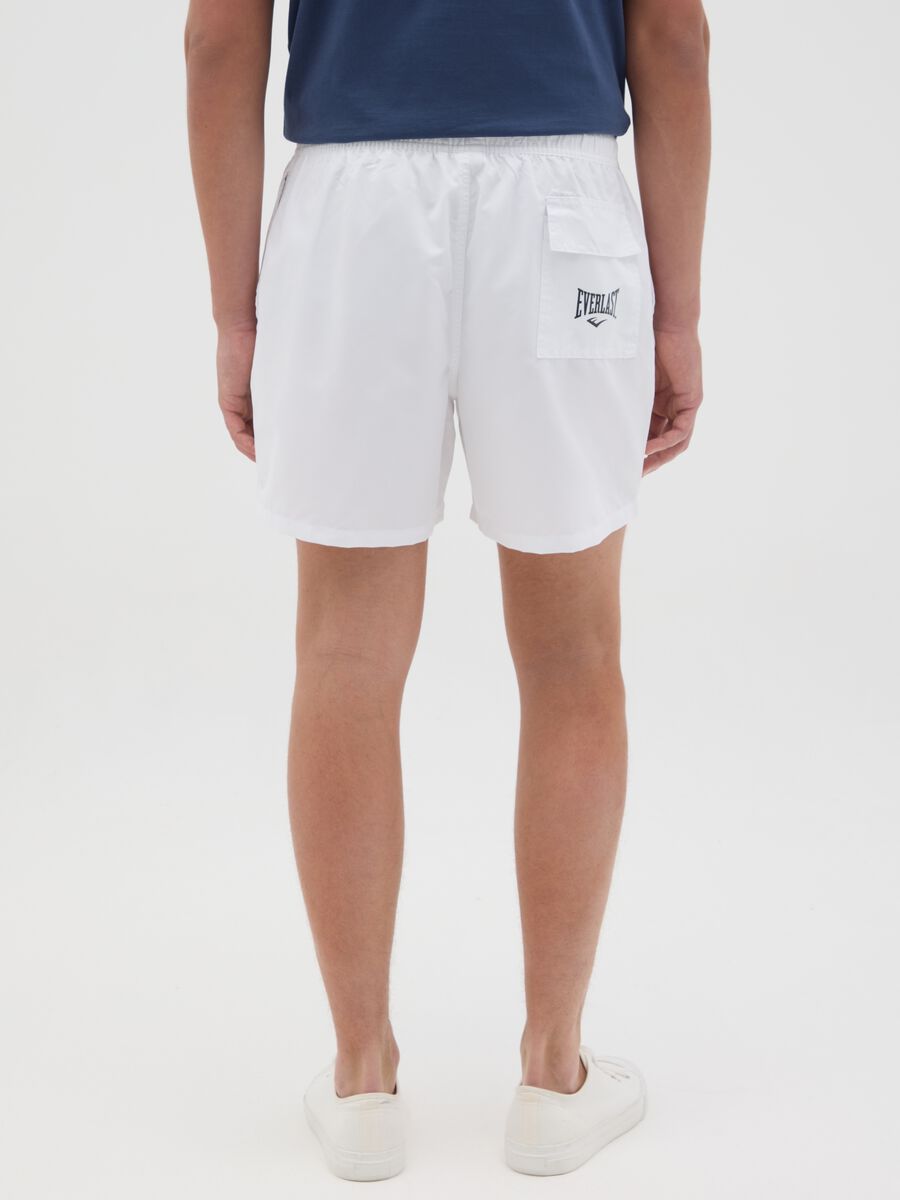 White swimming trunks with logo print_3