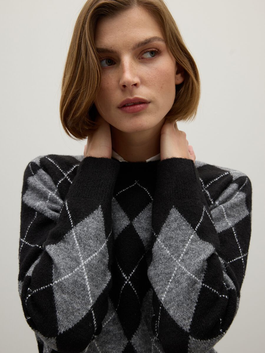 Grey sweater in stretch fabric with jacquard pattern_3