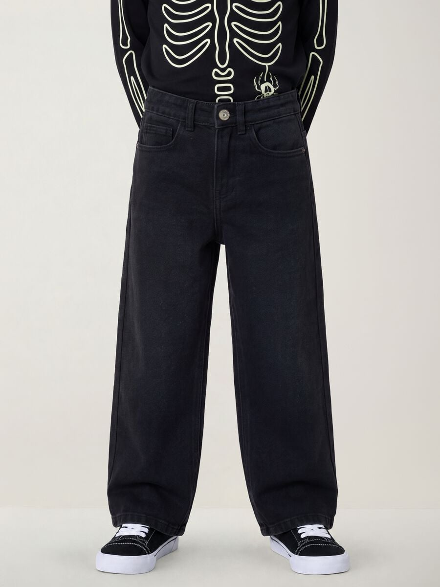 Jeans neri wide leg in misto cotone e viscosa per bambino_1