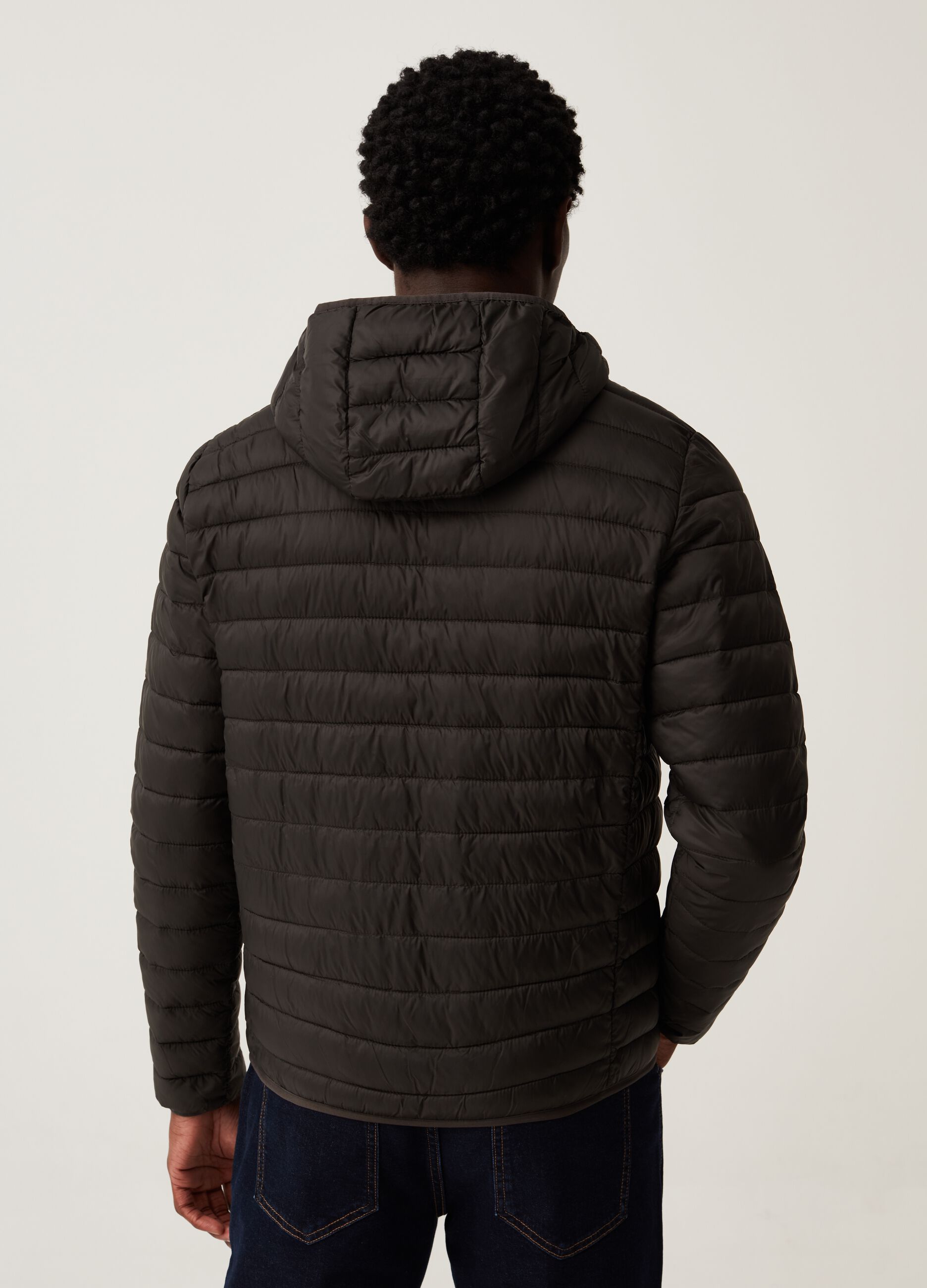 Piumino ultralight con cappuccio_2