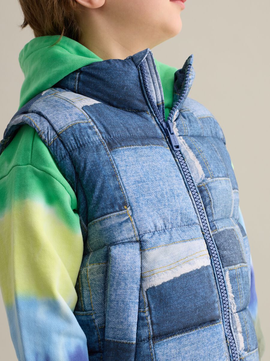 Padded gilet with denim-effect print_1
