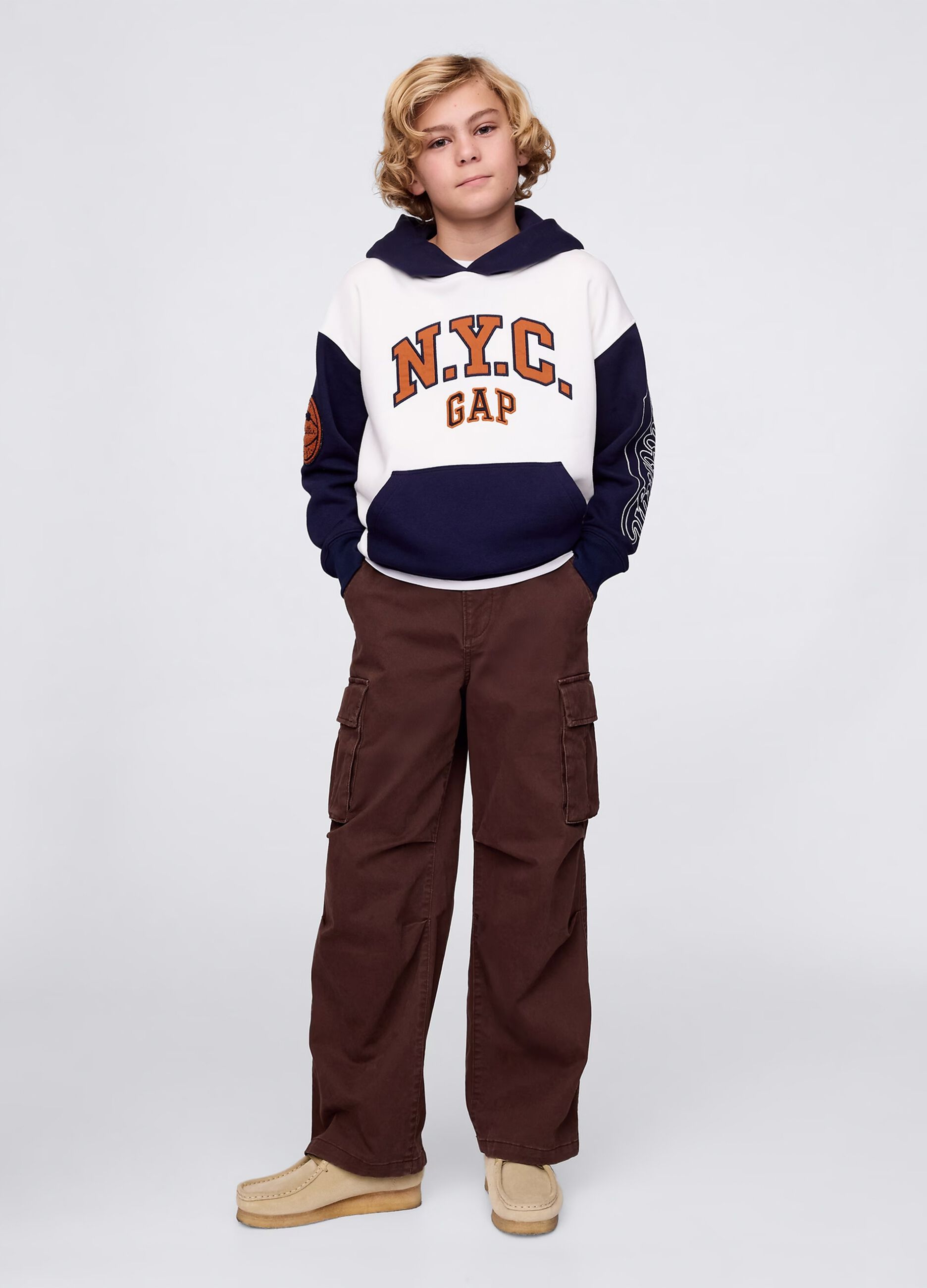 Blue and white sweatshirt with hood and patch