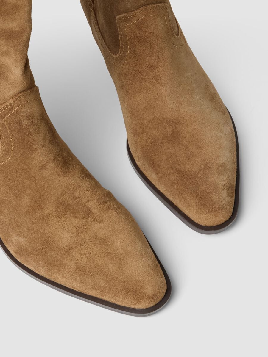 Brown low-heel genuine leather boots_2