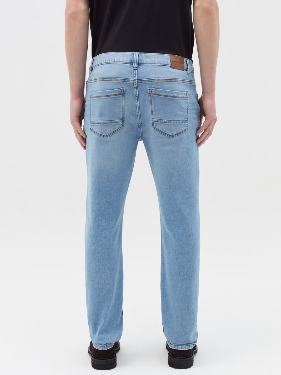 Slim-fit jeans with discolouring_3