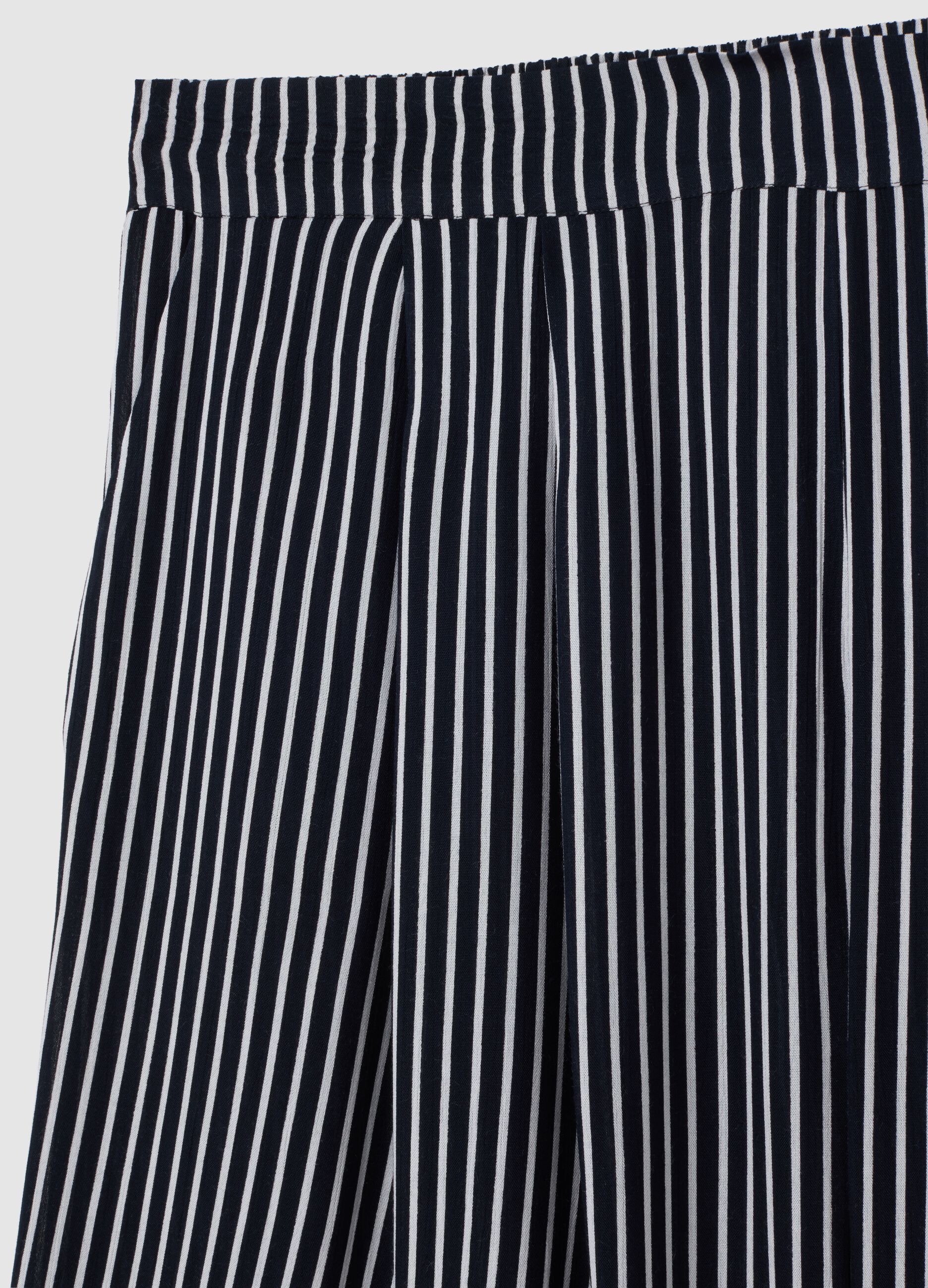 Women's multicolour viscose relaxed fit shorts