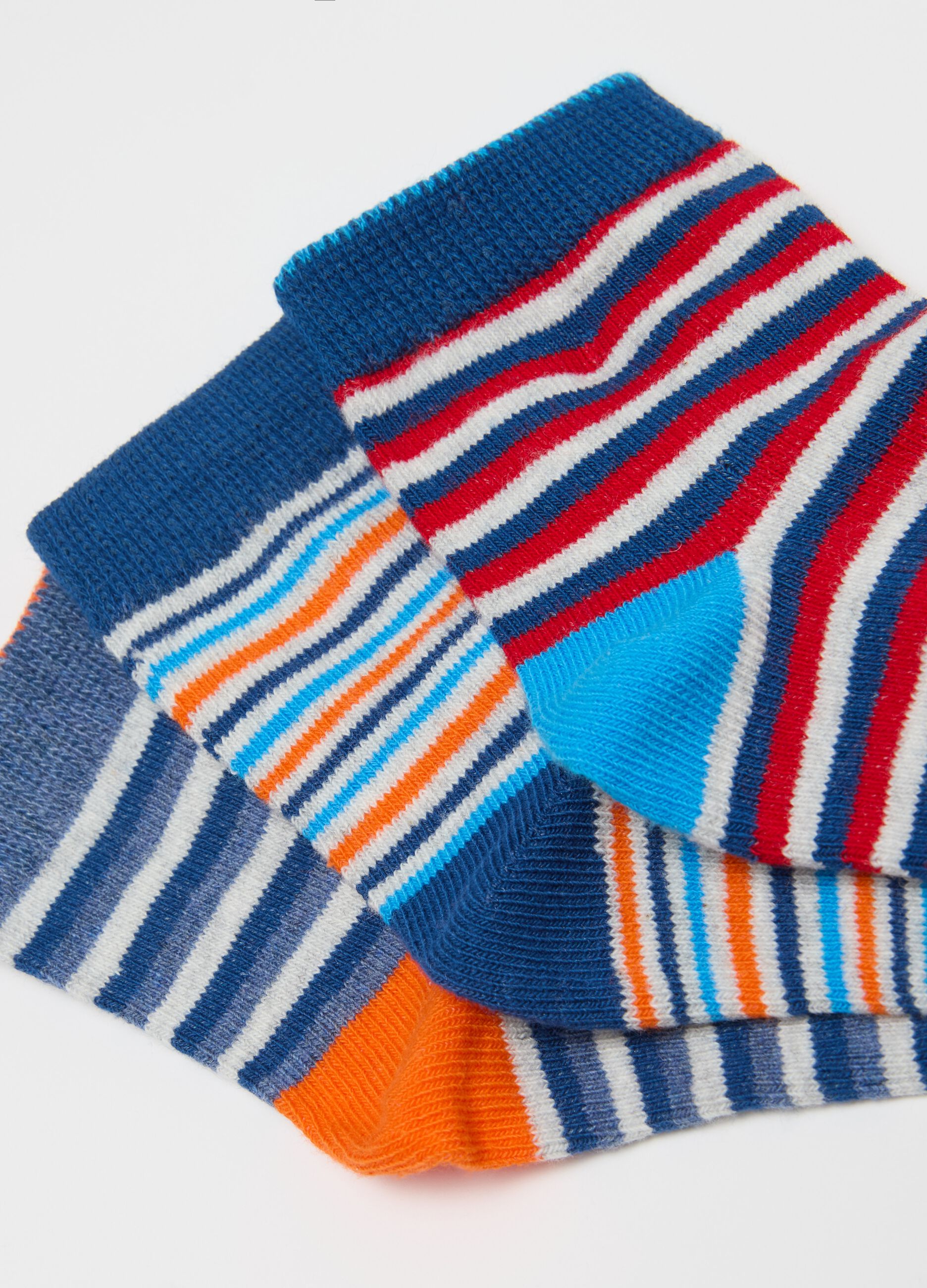Five-pair pack short socks with stripes and race car