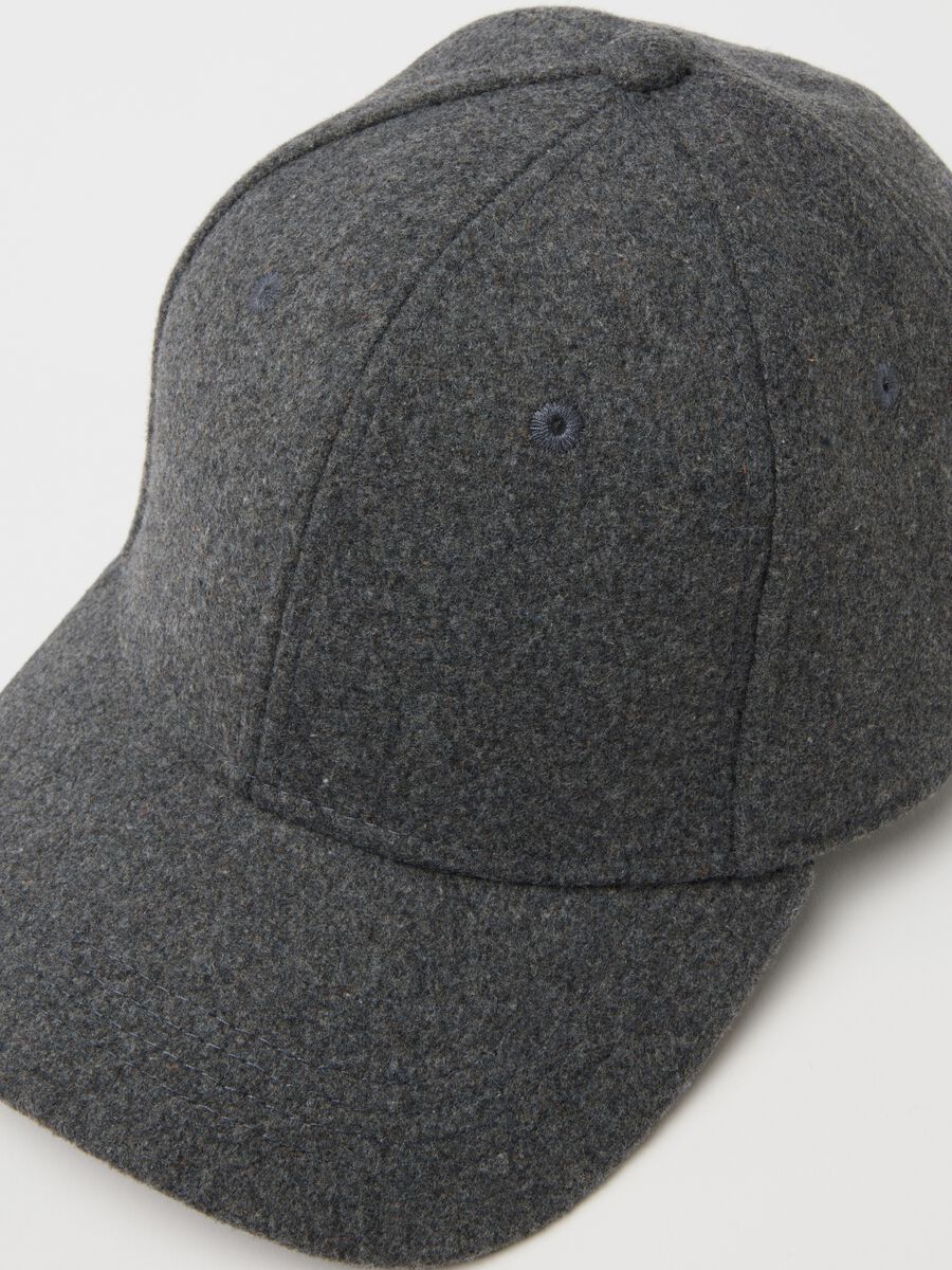 Cappello grigio_1