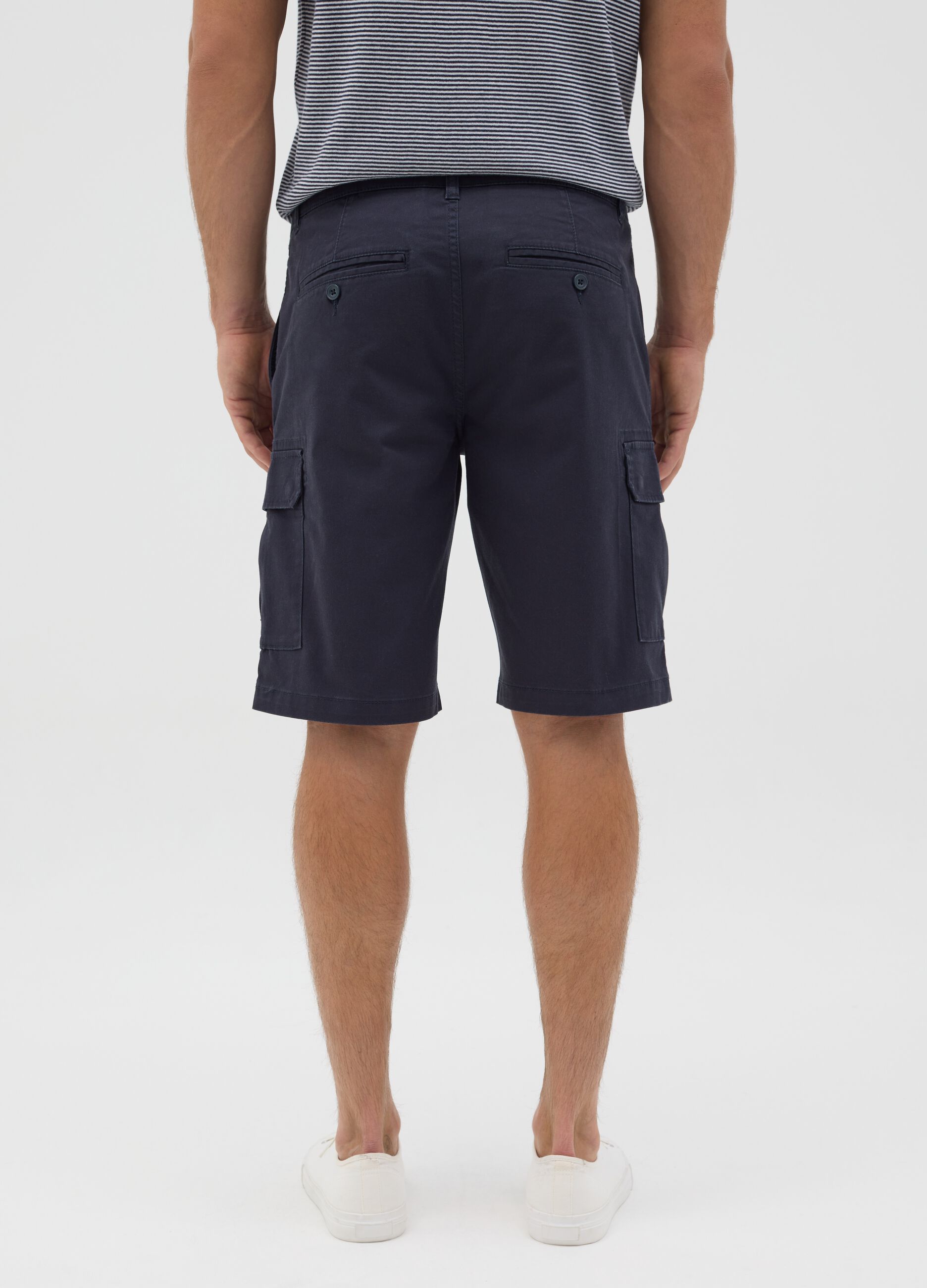 Blue stretch cotton cargo Bermuda shorts