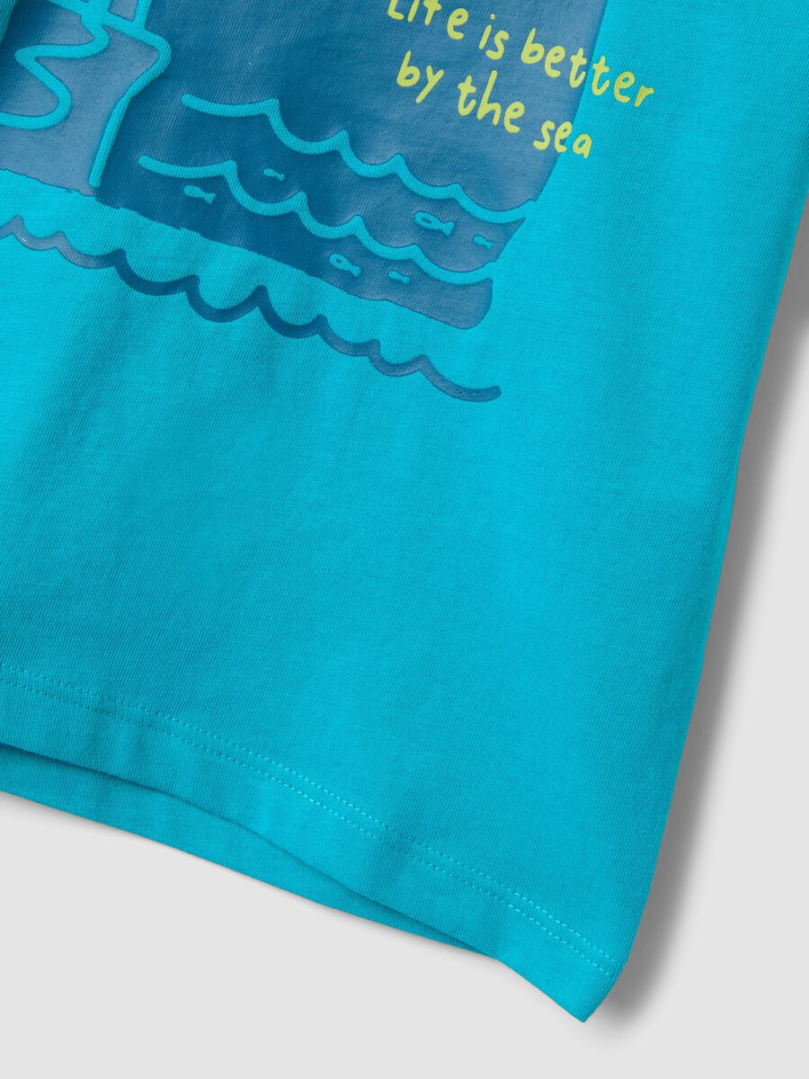 T-shirt azzurra a maniche corte in cotone organico_3