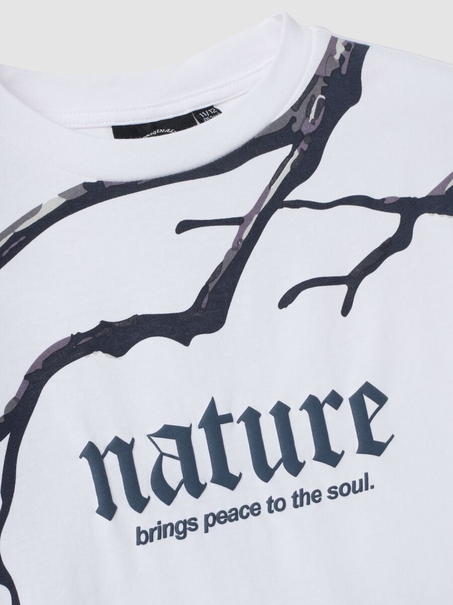 T-shirt bianca in puro cotone con scritta Nature per ragazzo_4
