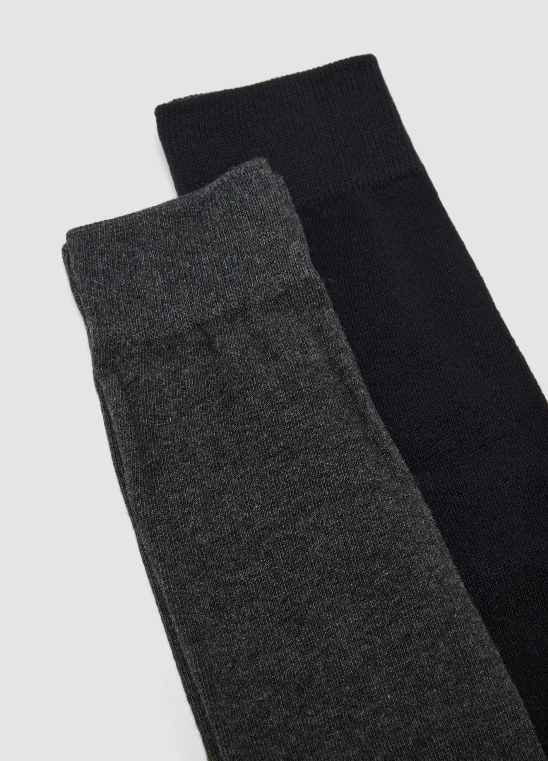 3-pack of long grey and black socks in stretch organic cotton