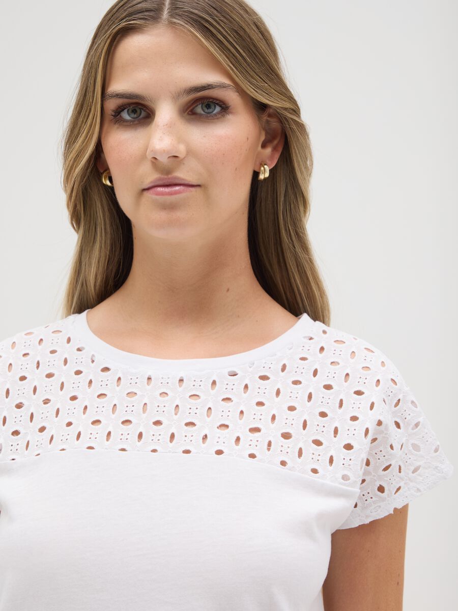 Women's white pure cotton T-shirt regular fit_3