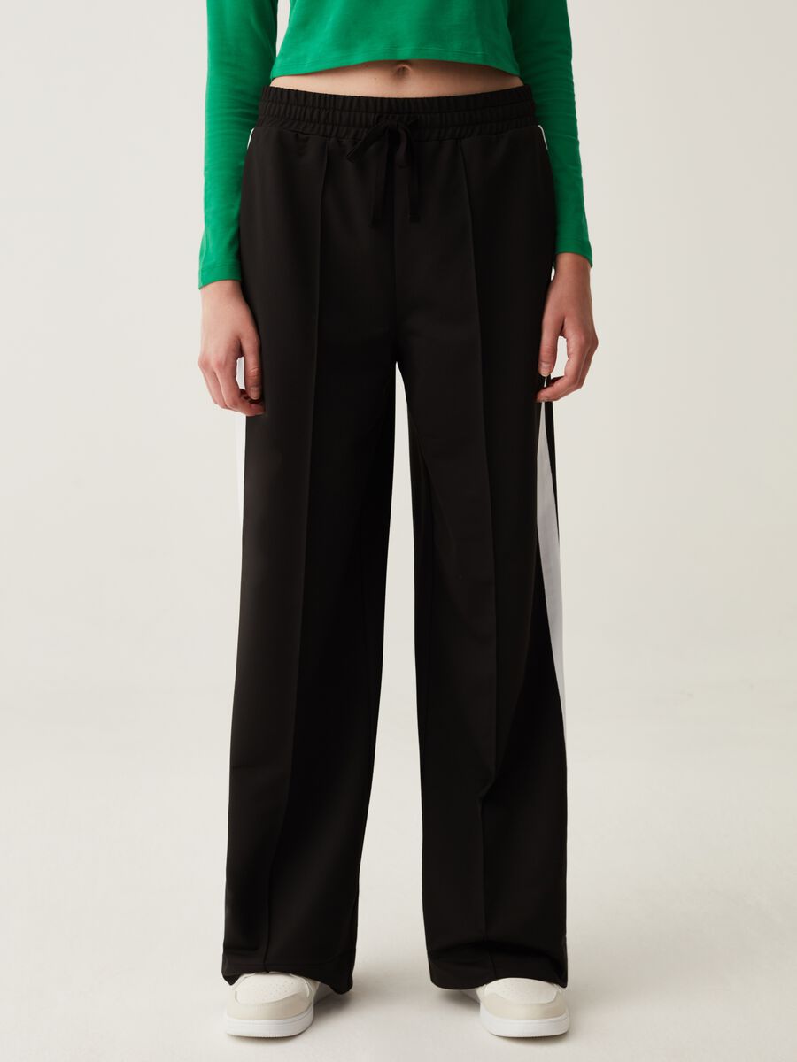 Joggers wide leg con bande a contrasto_1