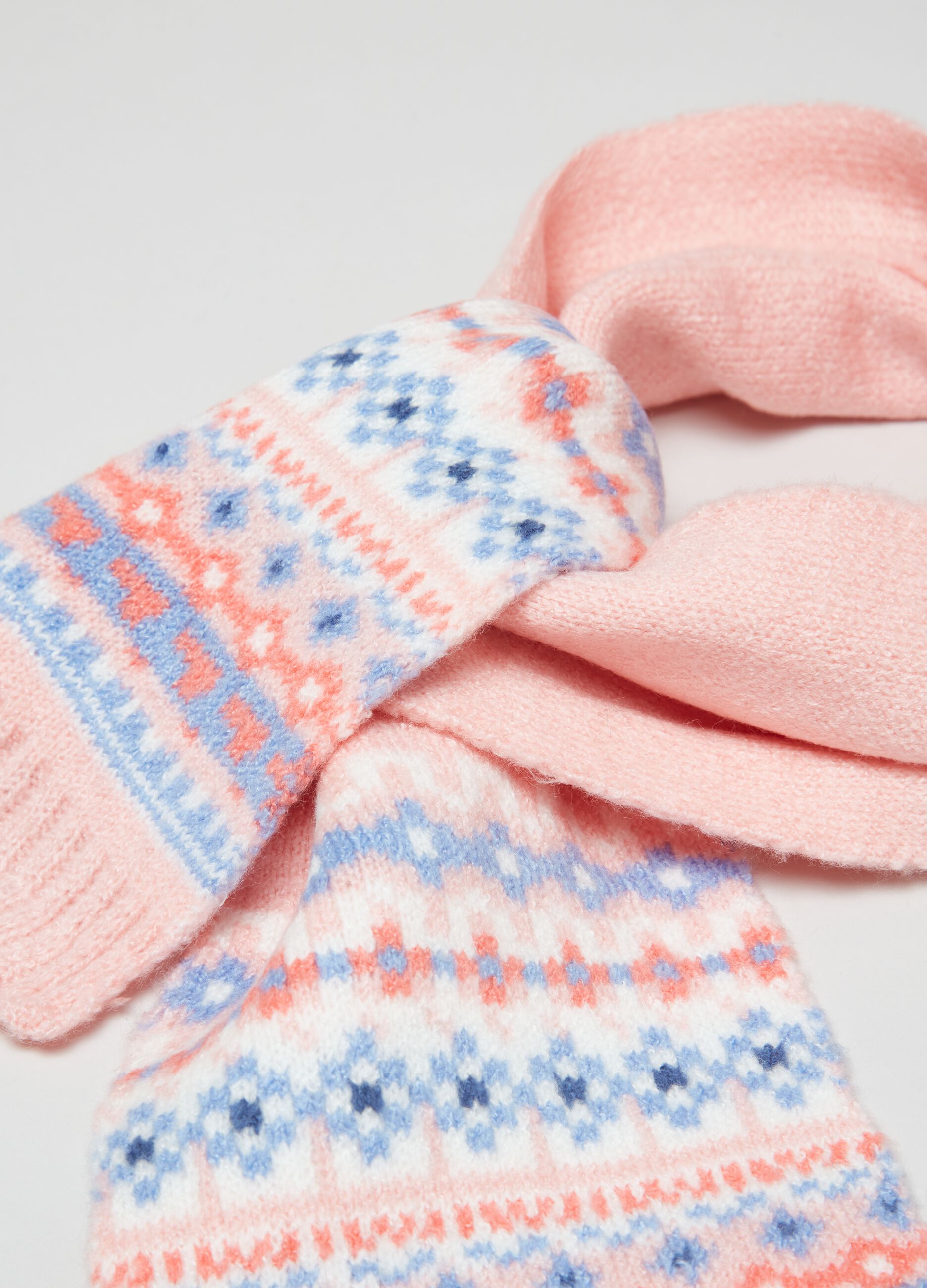 Sciarpa con lavorazione jacquard_1