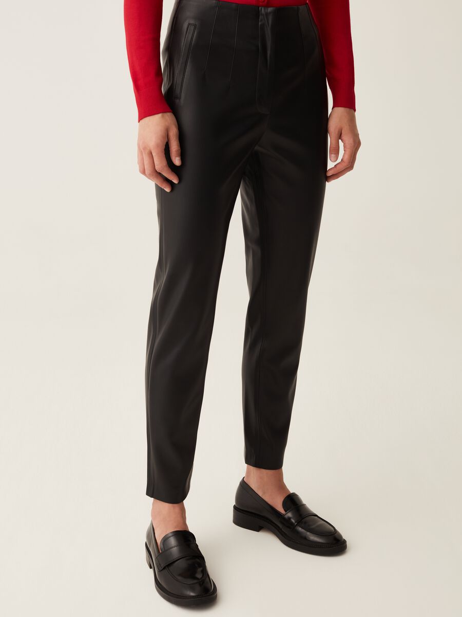 Shiny-effect cigarette trousers_1