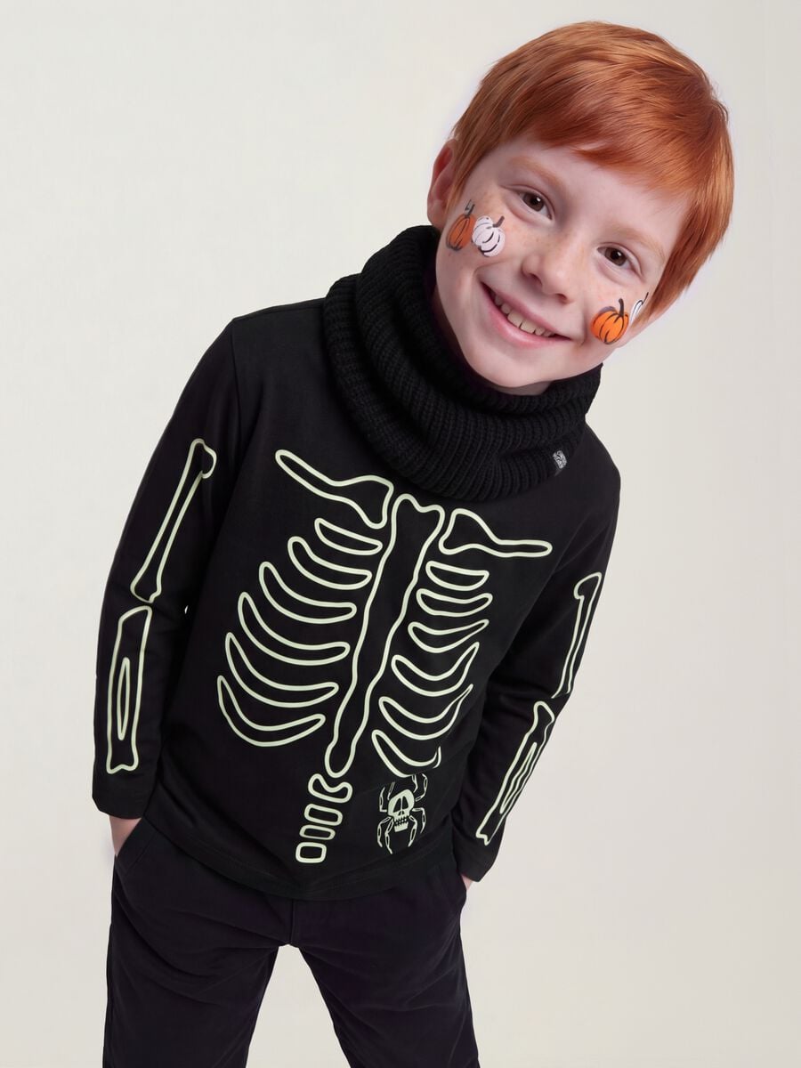 Black knitted neck warmer_0