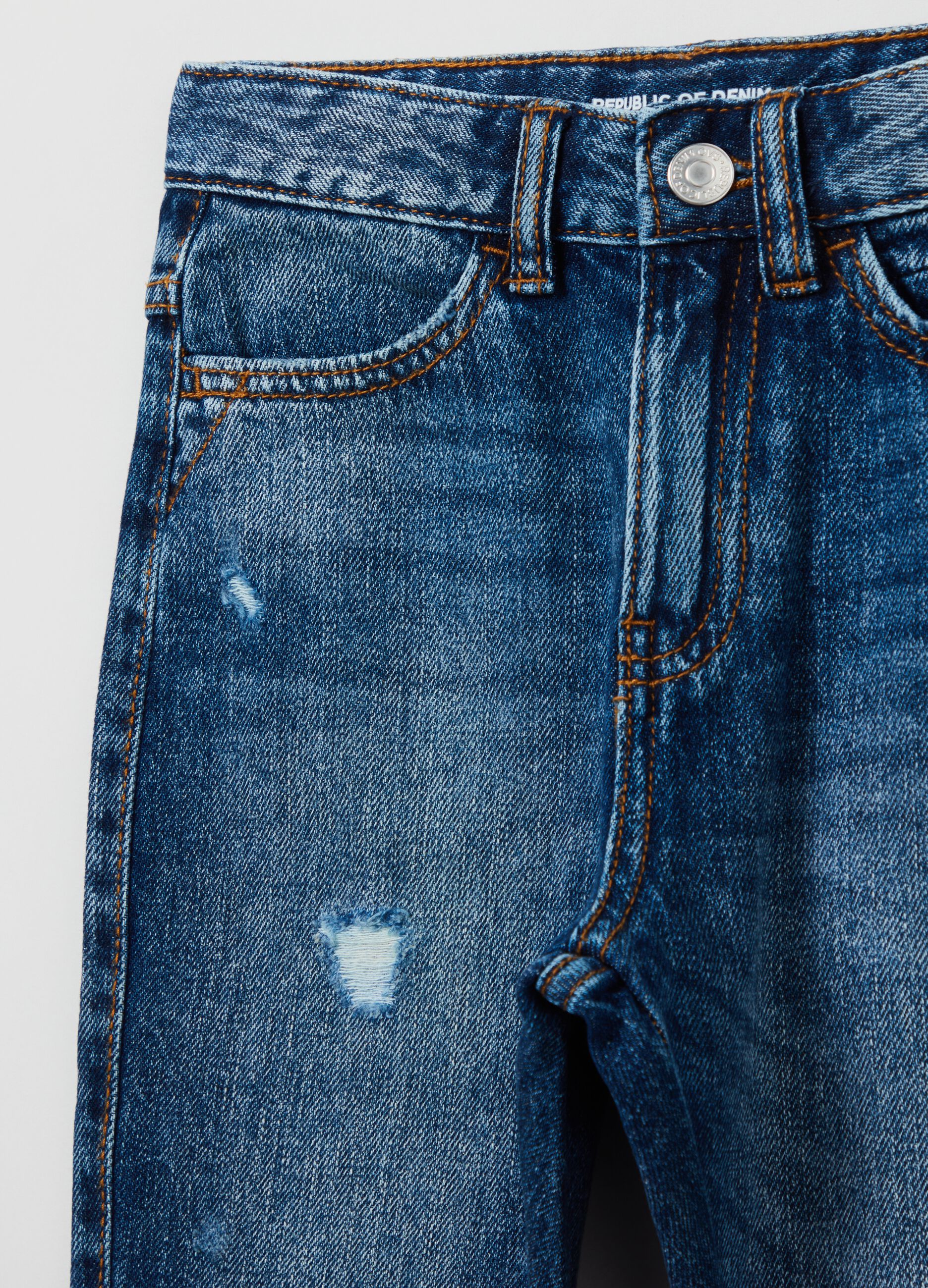 Jeans baggy fit con abrasioni_2