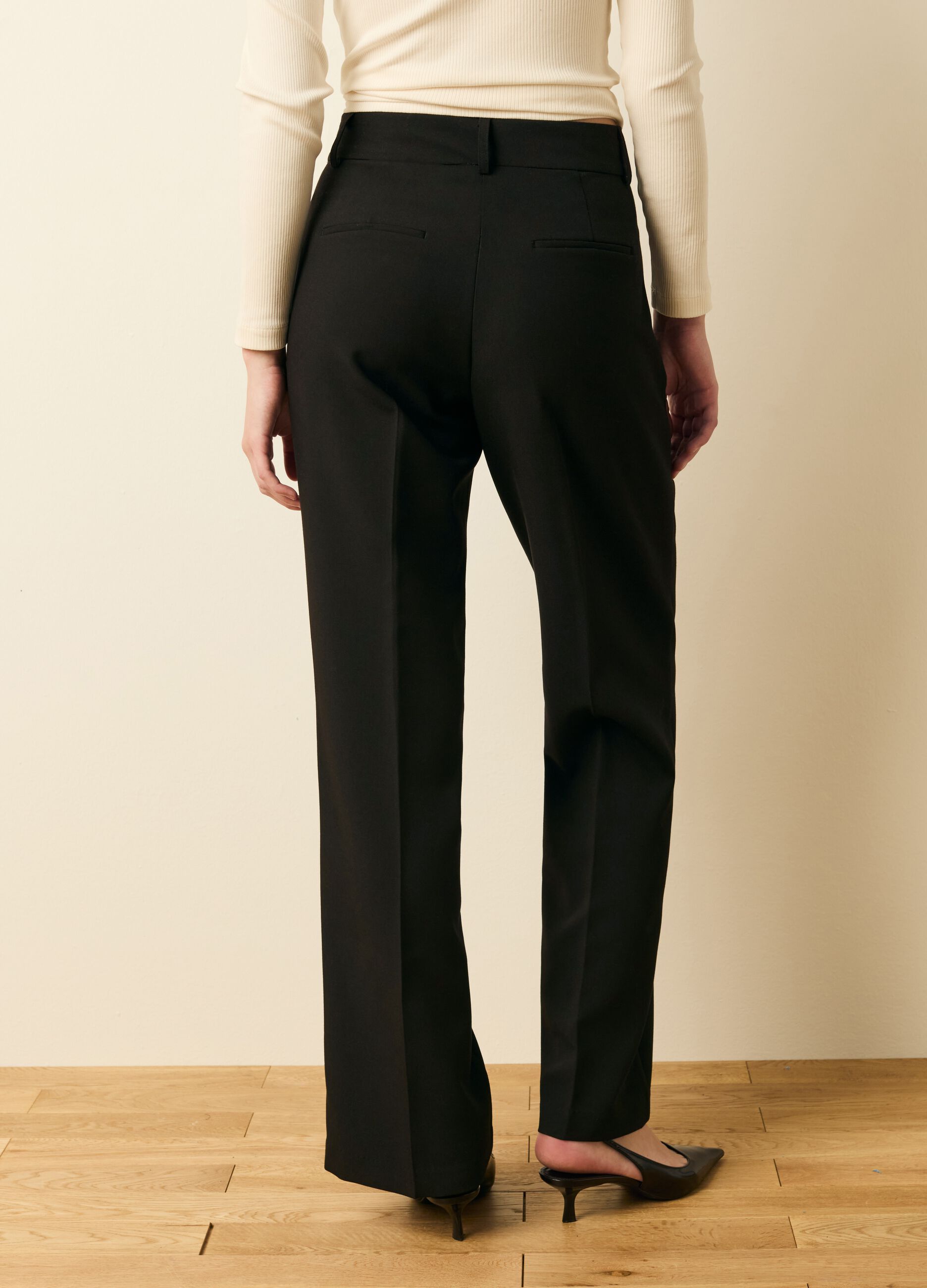 Pantaloni a gamba larga 
