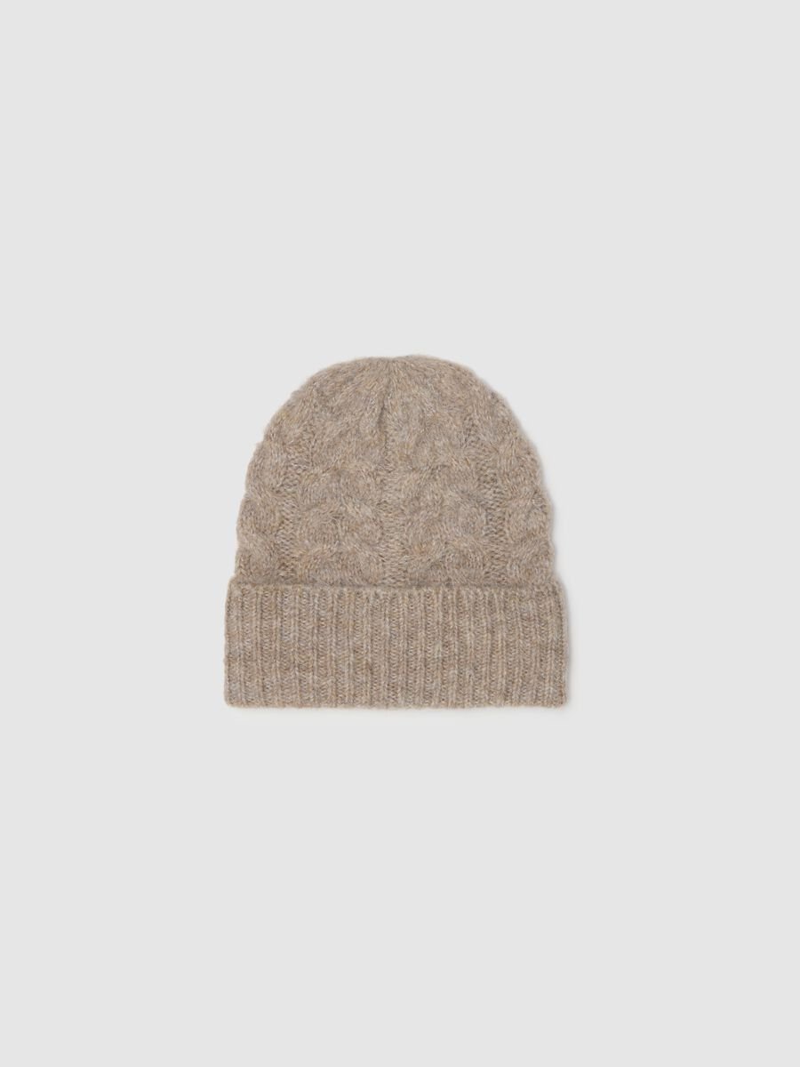 Knitted Beige Hat_0