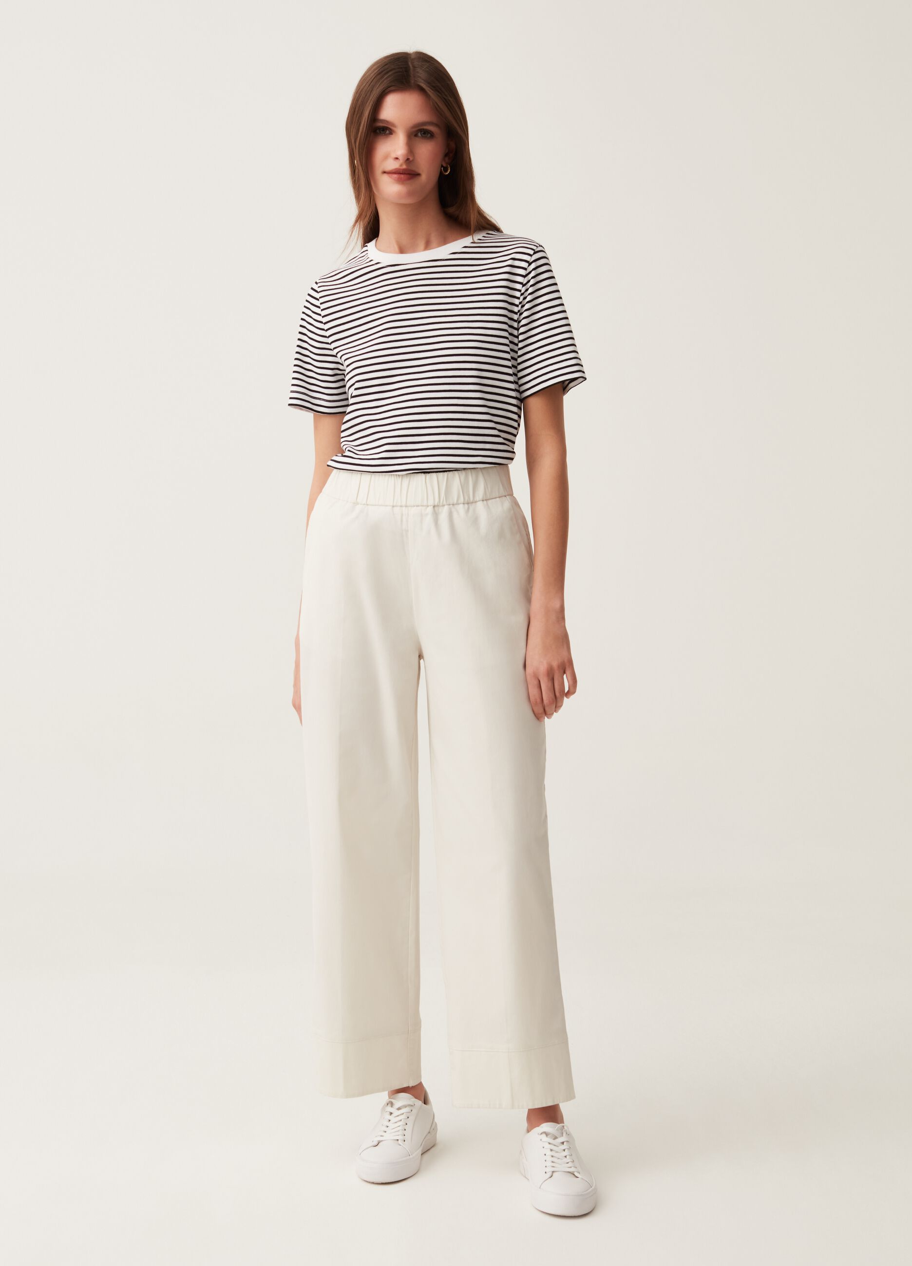 Pantaloni wide leg in cotone stretch