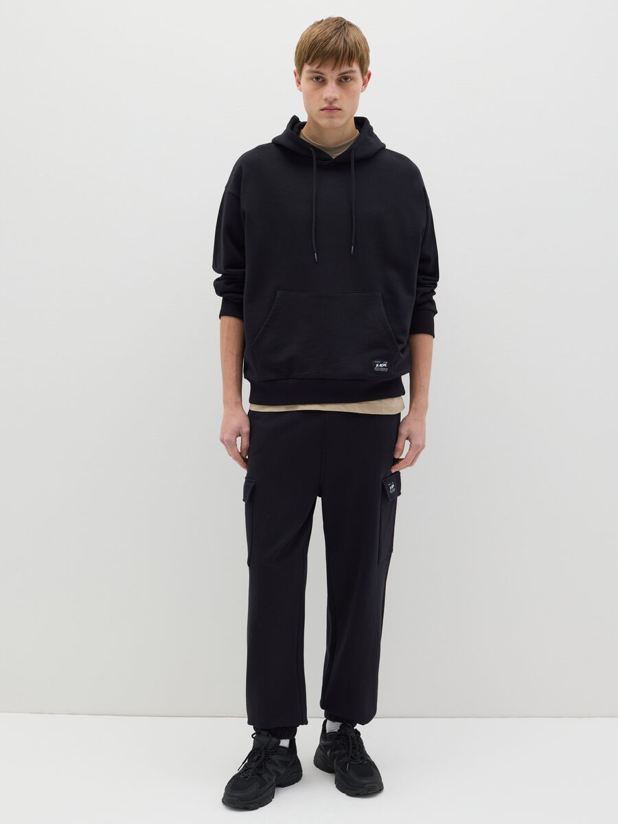 Over-fit sweatshirt in cotton with hood_1