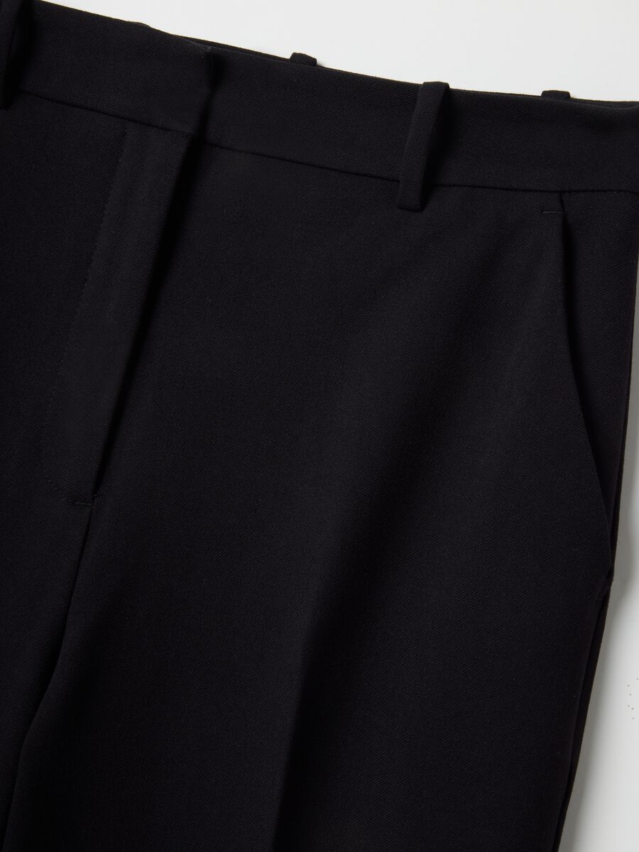 Black viscose blend flare trousers_5