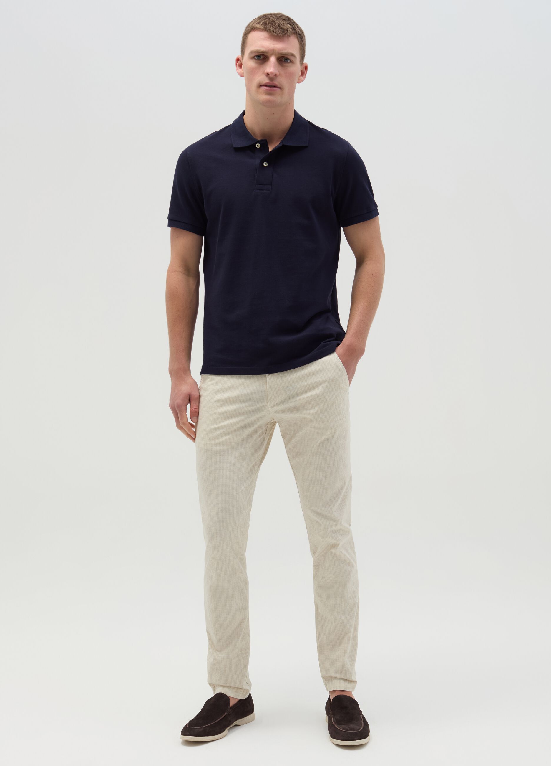 Pantalone chino slim fit in seersucker